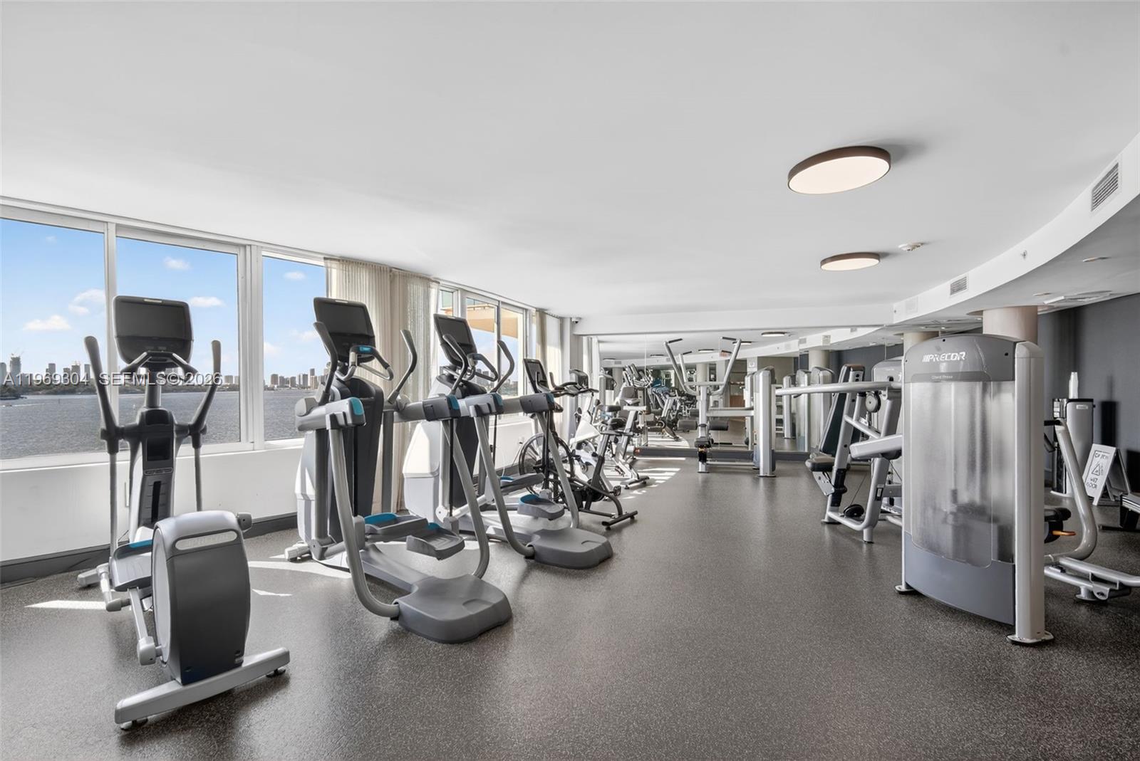 image Mondrian South Beach18