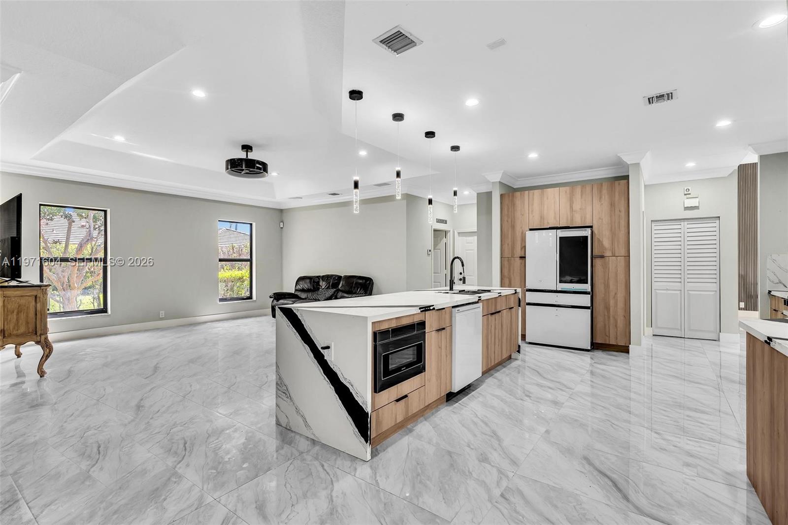 12555 SW 34th Pl Davie, FL 33330