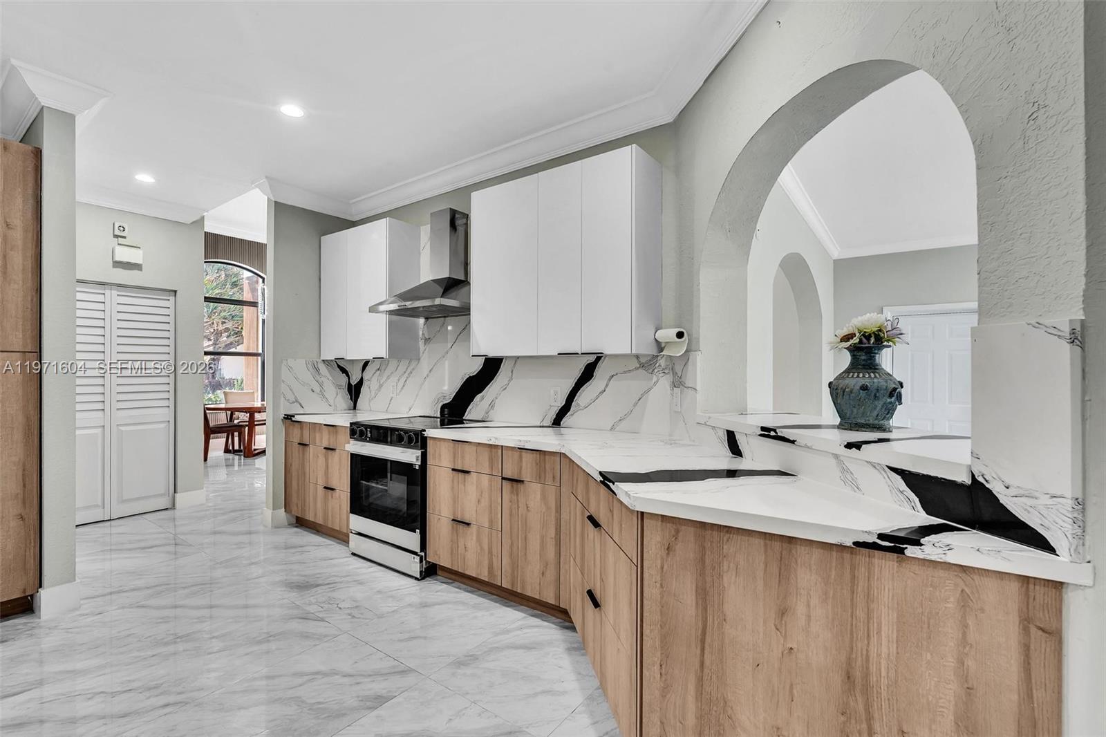 12555 SW 34th Pl Davie, FL 33330