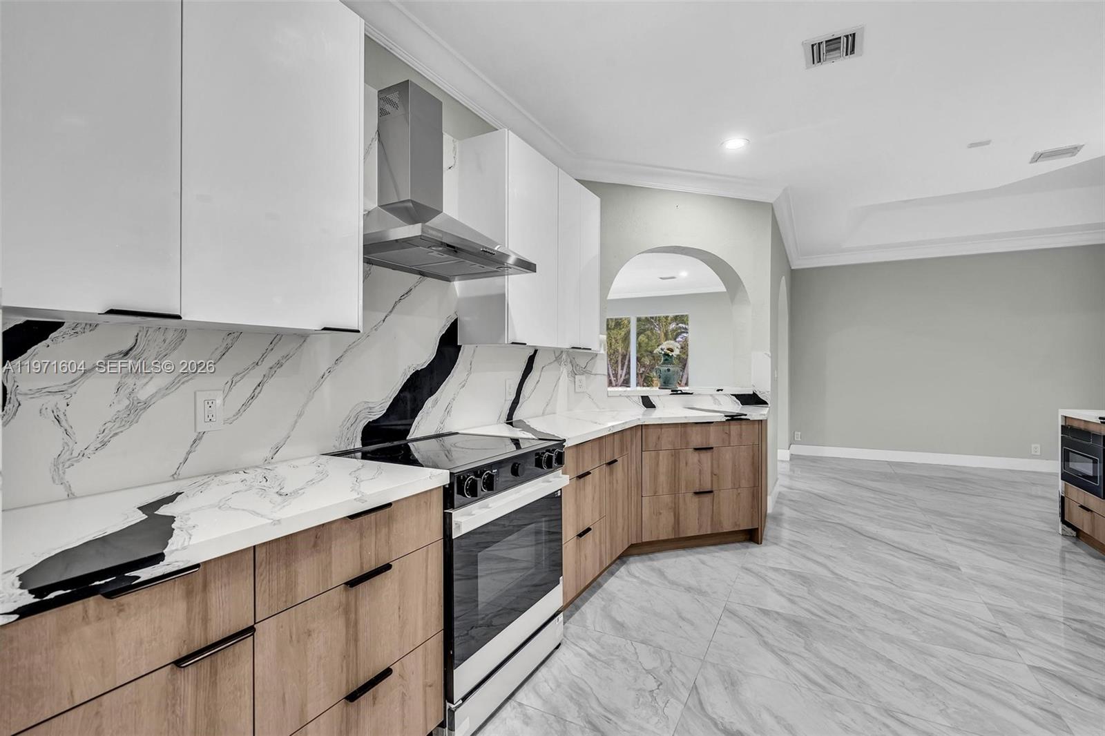 12555 SW 34th Pl Davie, FL 33330