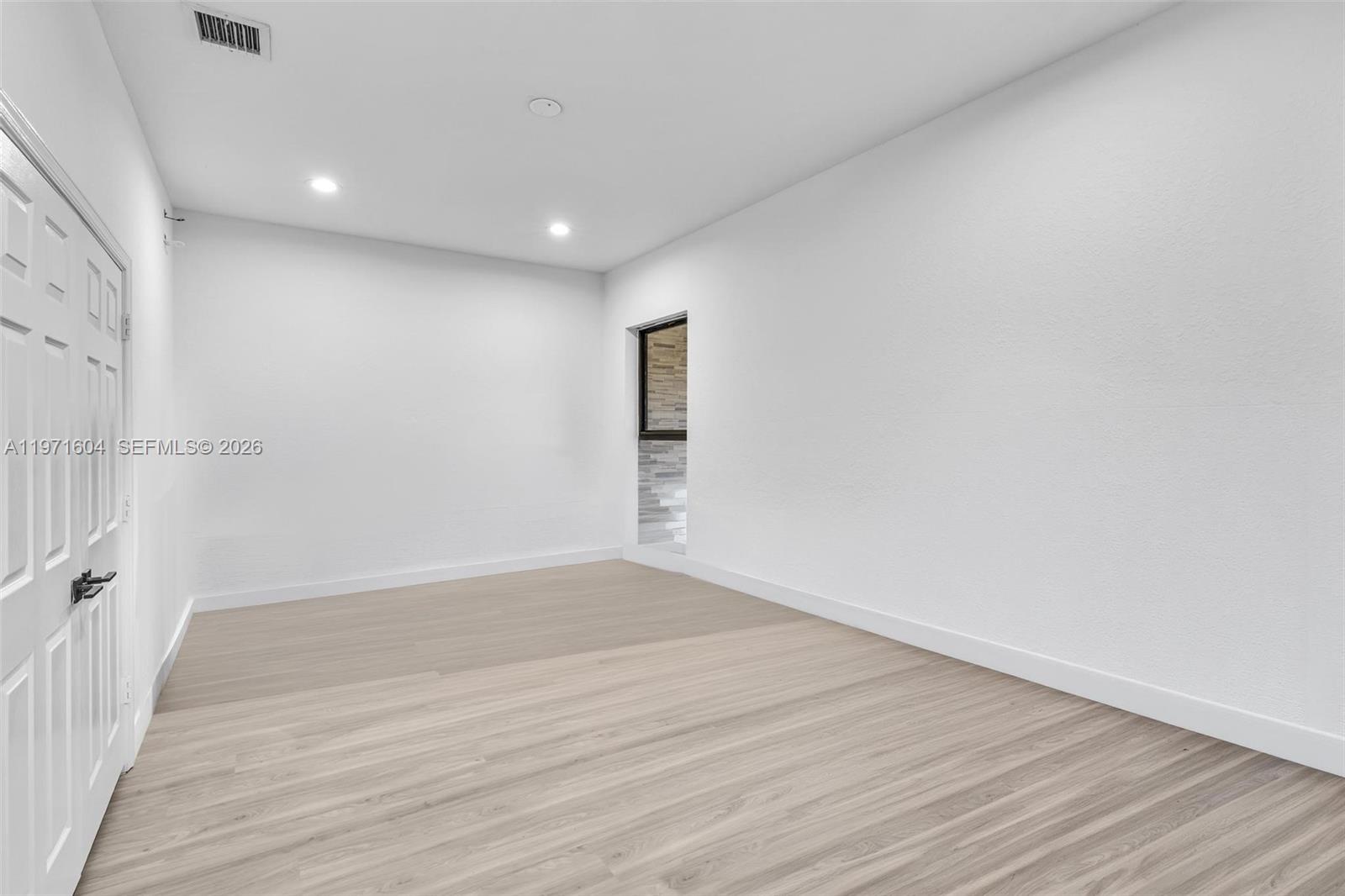 12555 SW 34th Pl Davie, FL 33330