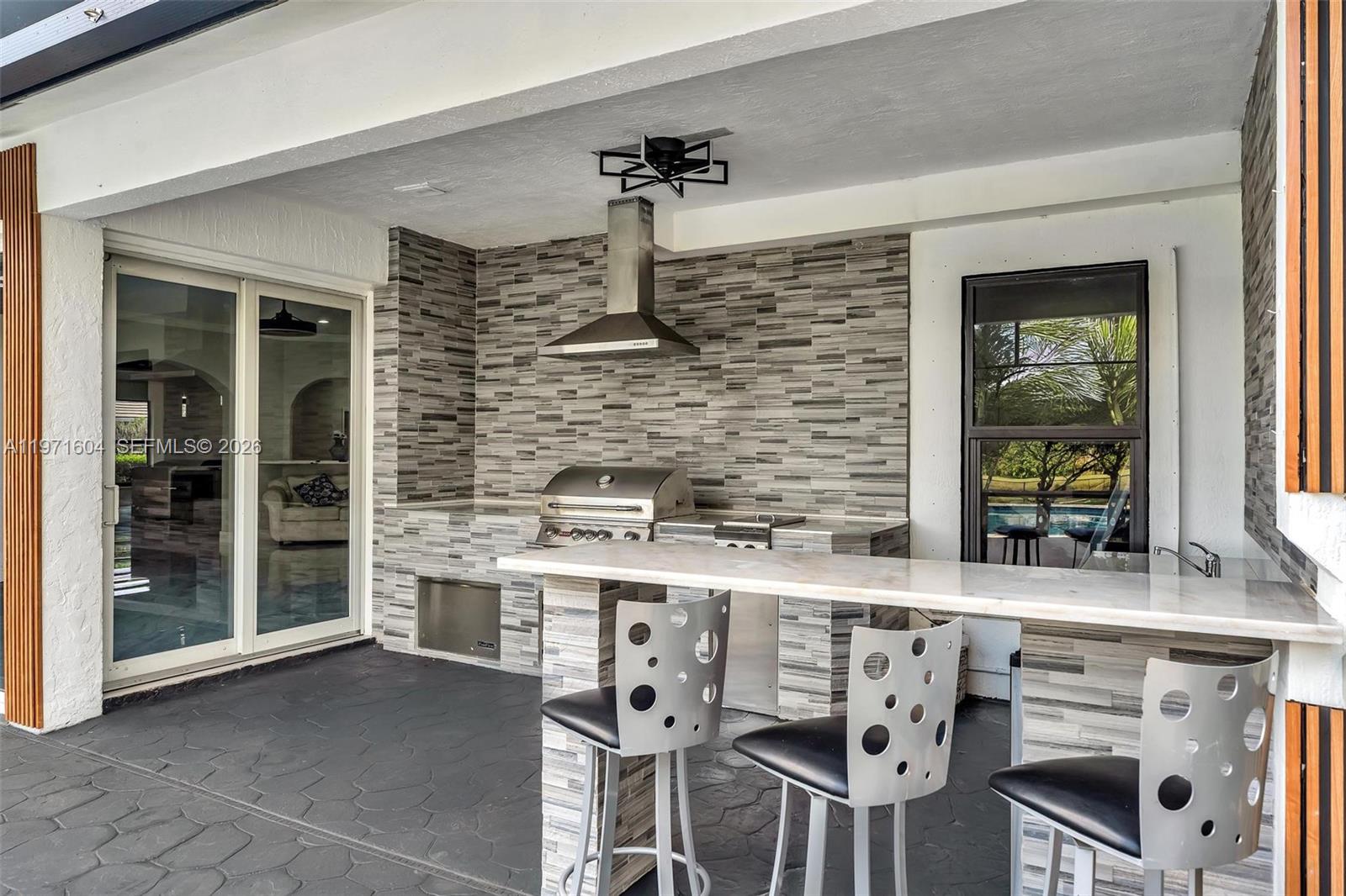 12555 SW 34th Pl Davie, FL 33330