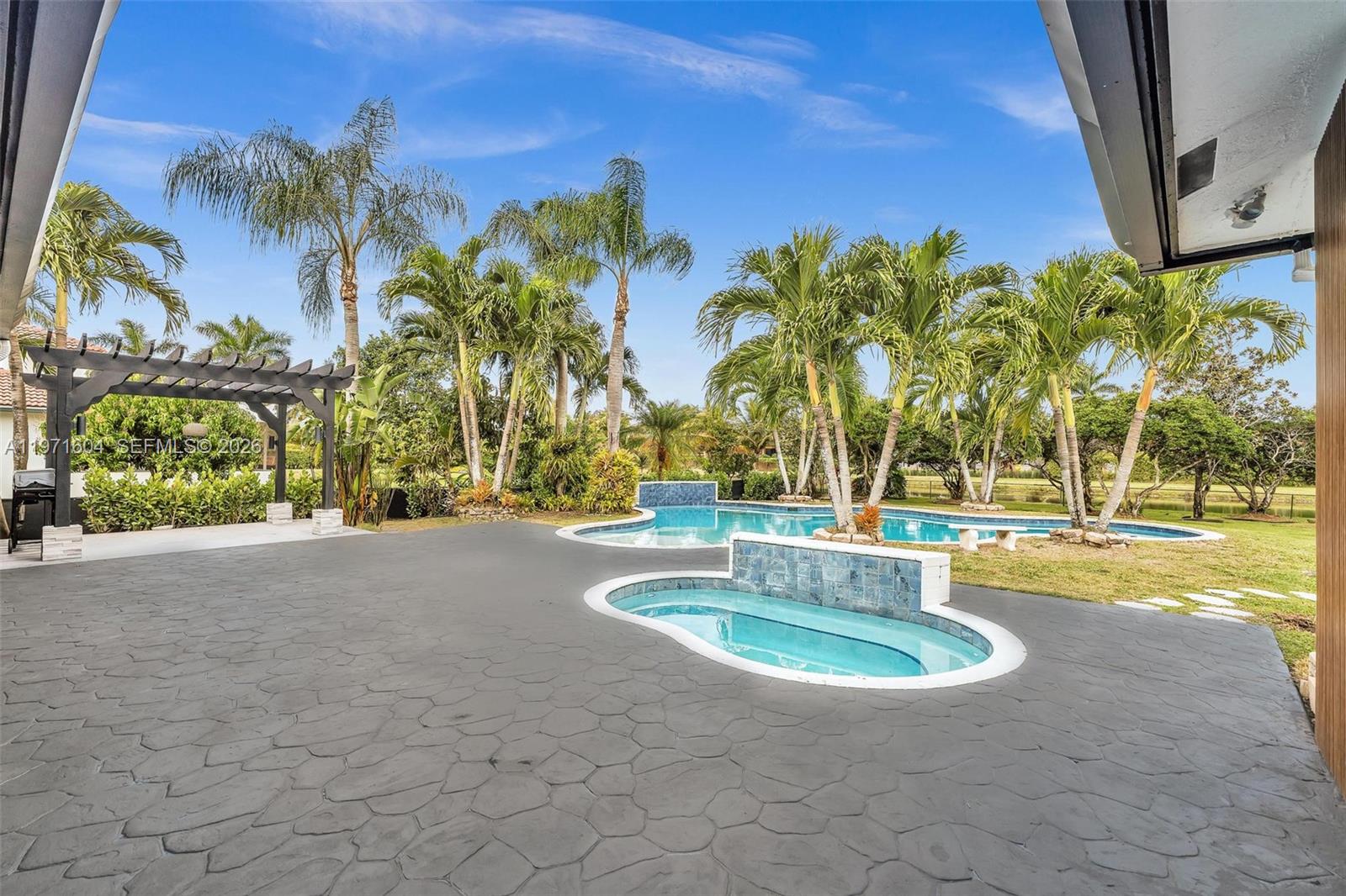 12555 SW 34th Pl Davie, FL 33330