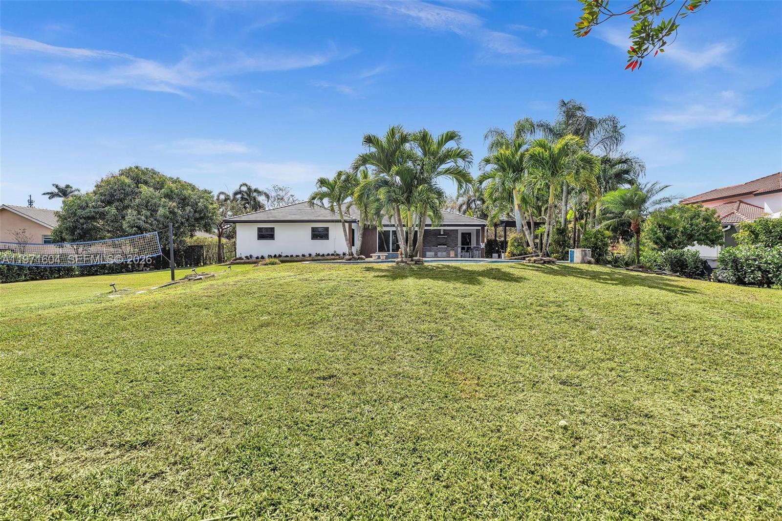 12555 SW 34th Pl Davie, FL 33330