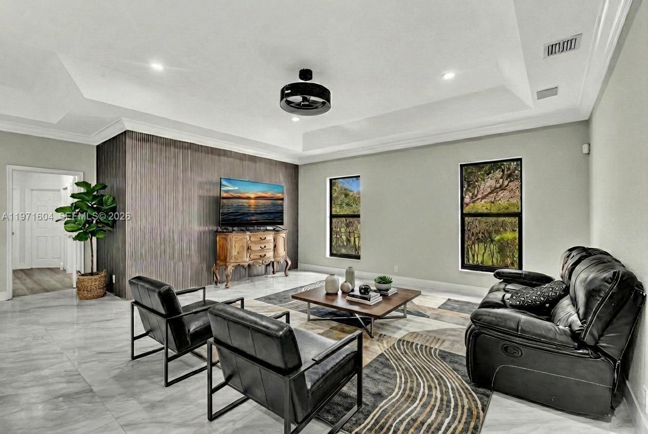 12555 SW 34th Pl Davie, FL 33330