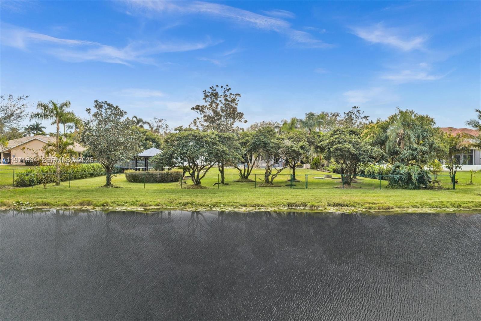 12555 SW 34th Pl Davie, FL 33330