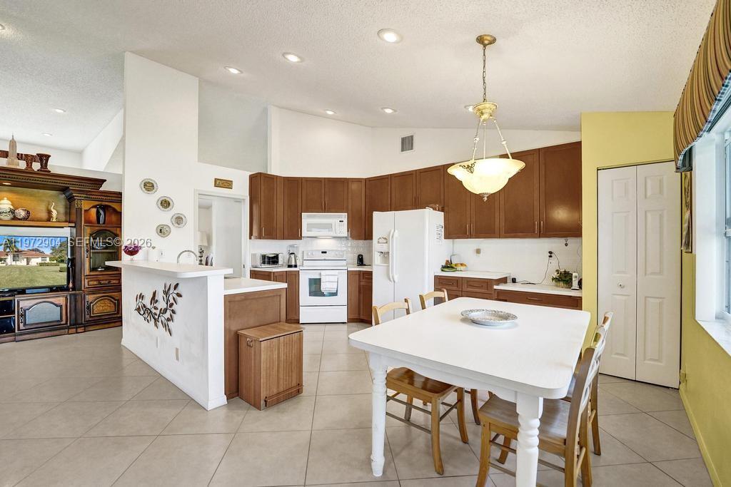 3151 Overlook Rd Davie, FL 33328