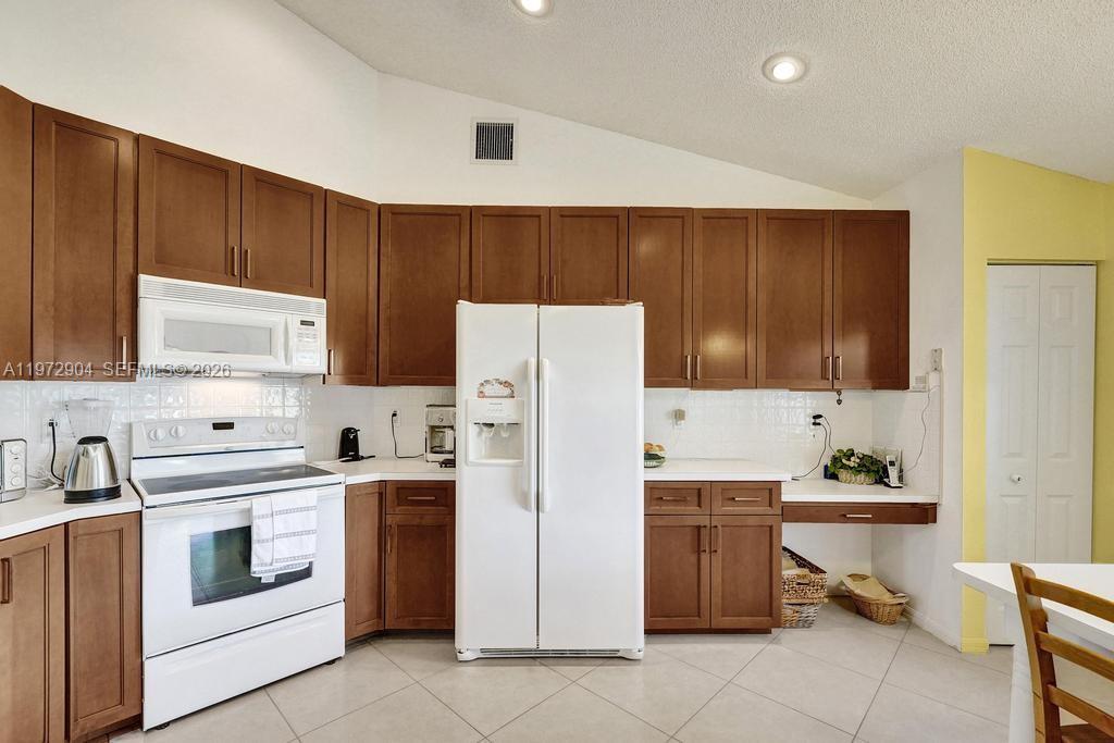 3151 Overlook Rd Davie, FL 33328