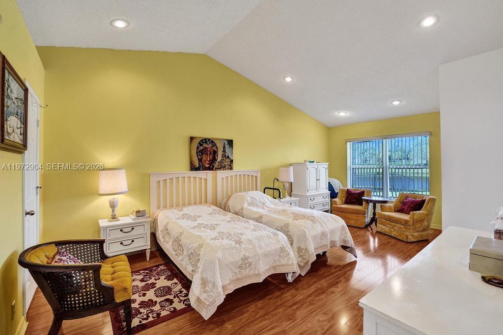 3151 Overlook Rd Davie, FL 33328