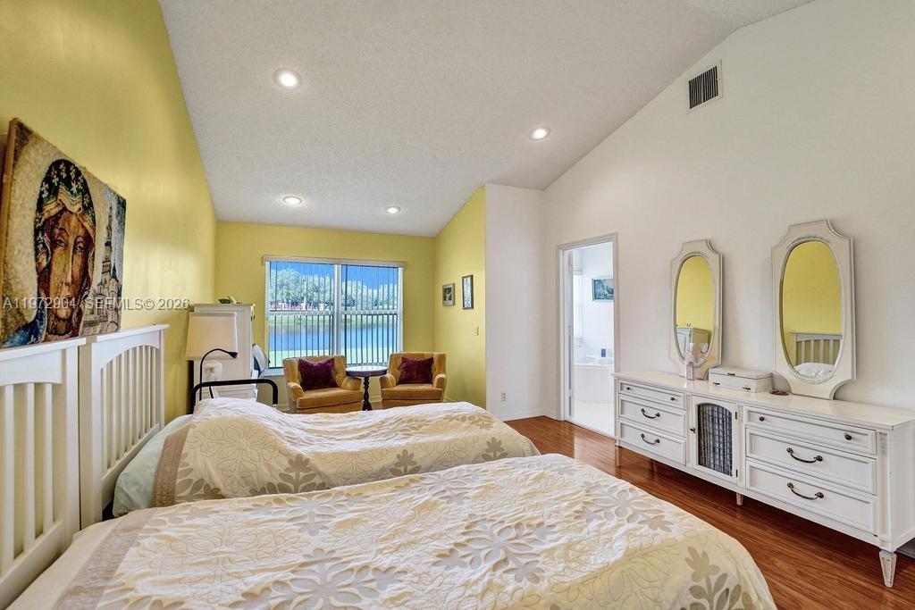 3151 Overlook Rd Davie, FL 33328