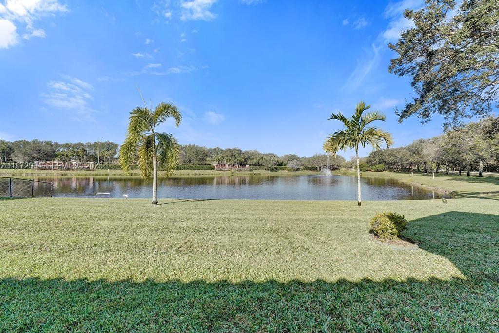 3151 Overlook Rd Davie, FL 33328
