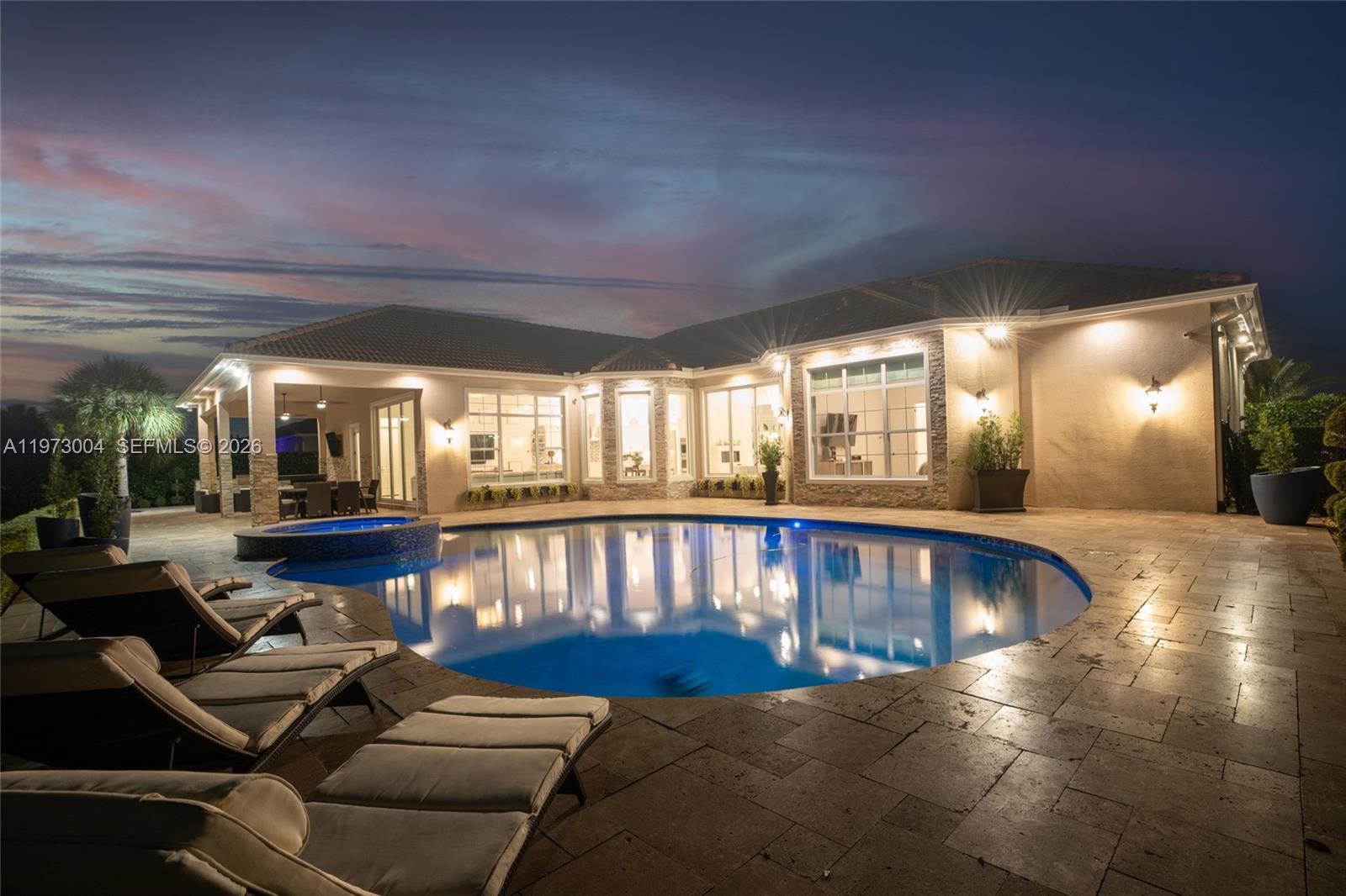 4950 E Sterling Rnch Cir Davie, FL 33314