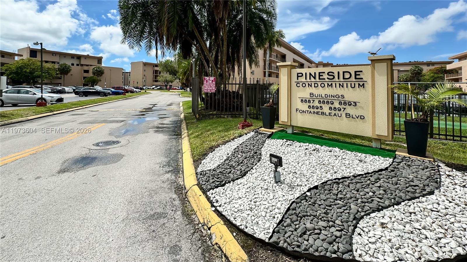 8889 Fontainebleau Blvd #201