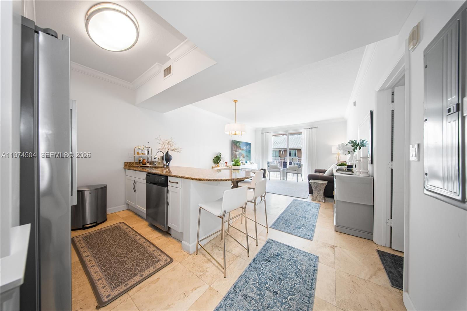 7290 SW 90th St #308 Miami, FL 33156