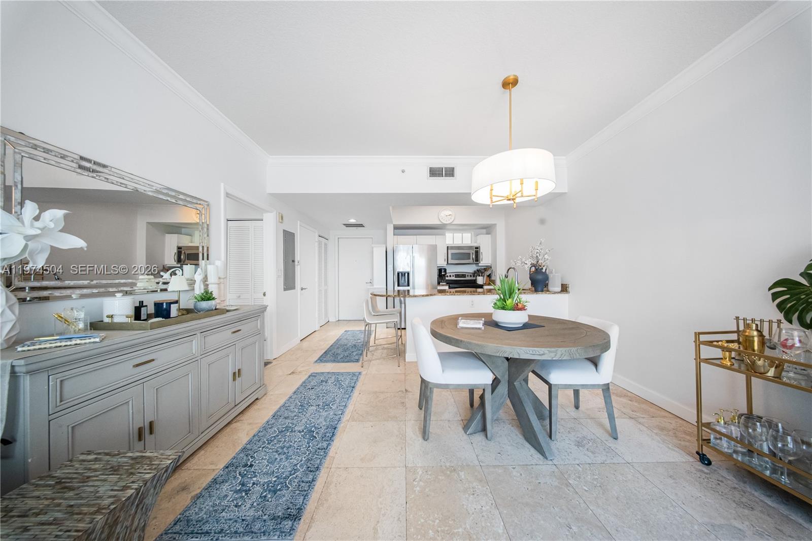 7290 SW 90th St #308 Miami, FL 33156