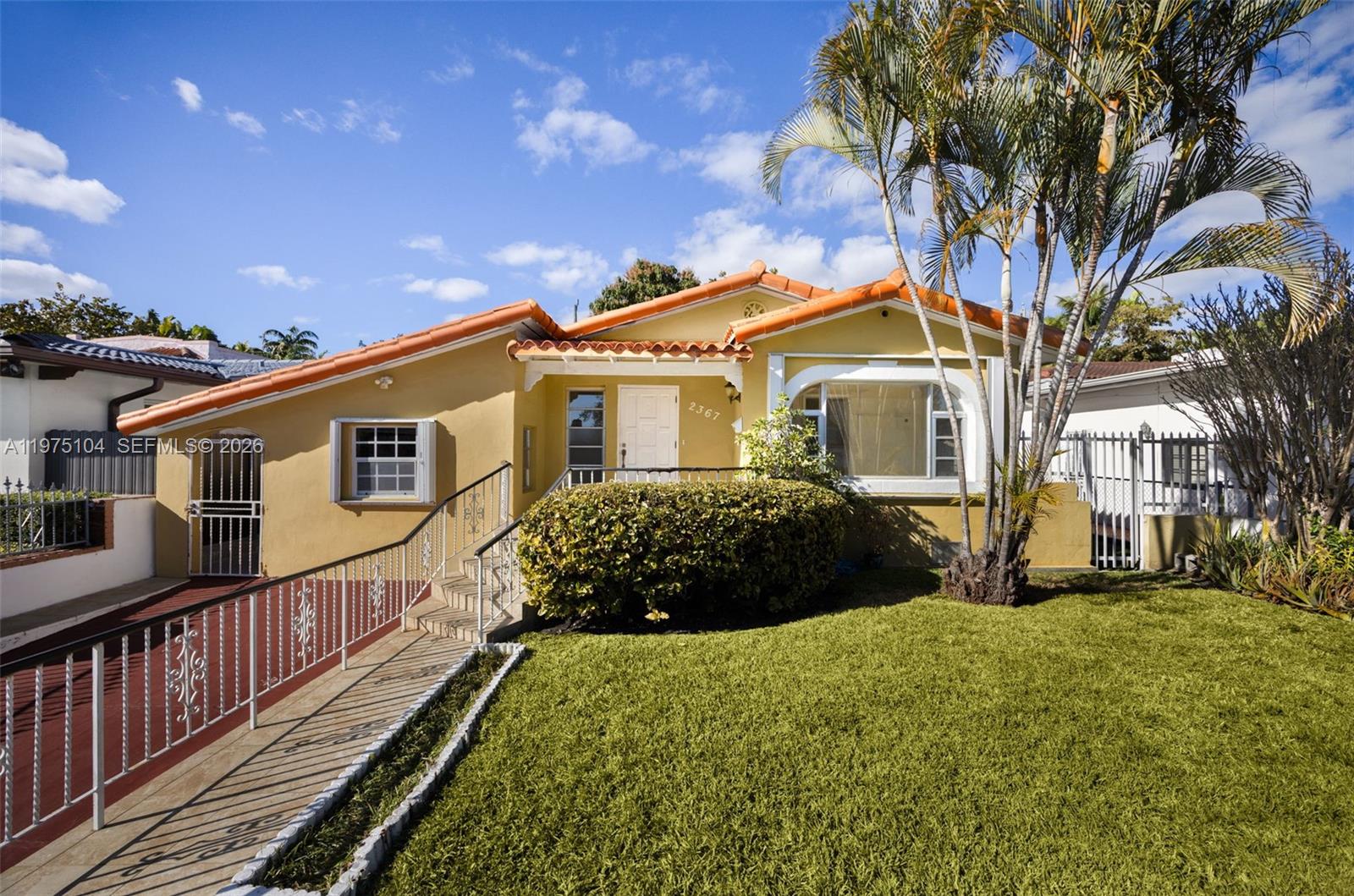 2367 SW 23rd Ter Miami, FL 33145