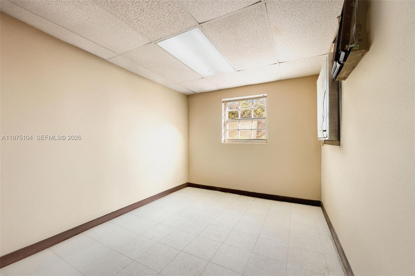 2367 SW 23rd Ter Miami, FL 33145