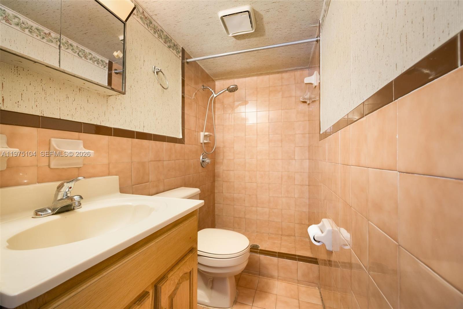 2367 SW 23rd Ter Miami, FL 33145