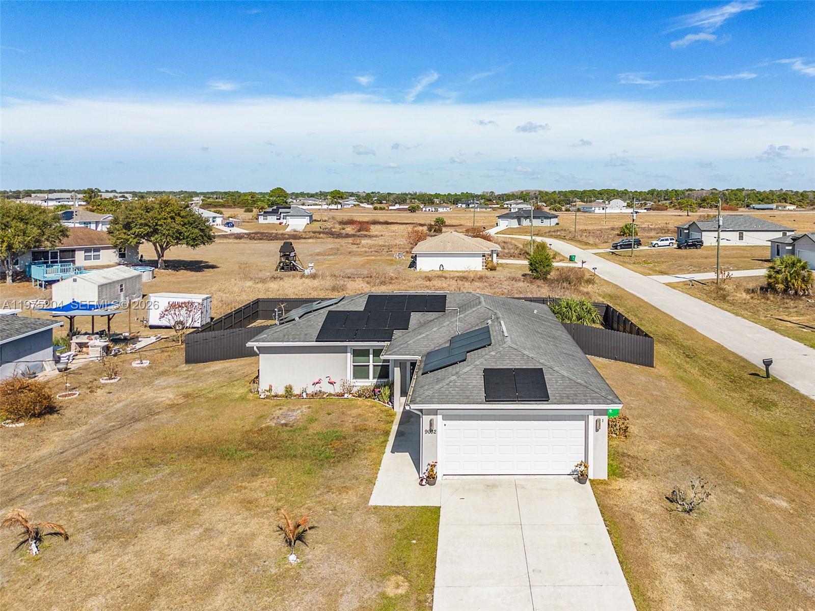 9032 Meadow Cir La Belle, FL 33935