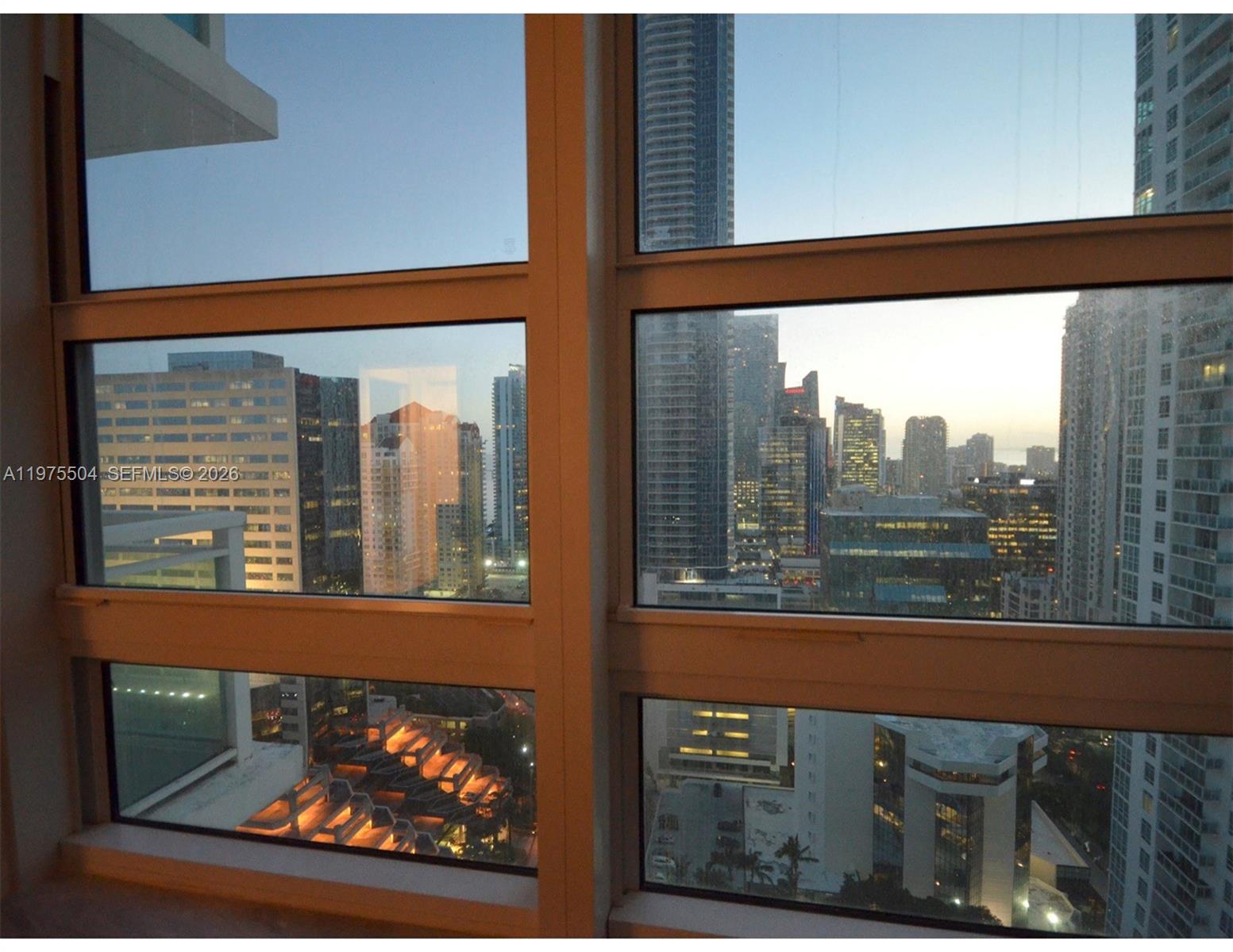 image The Plaza on Brickell East7