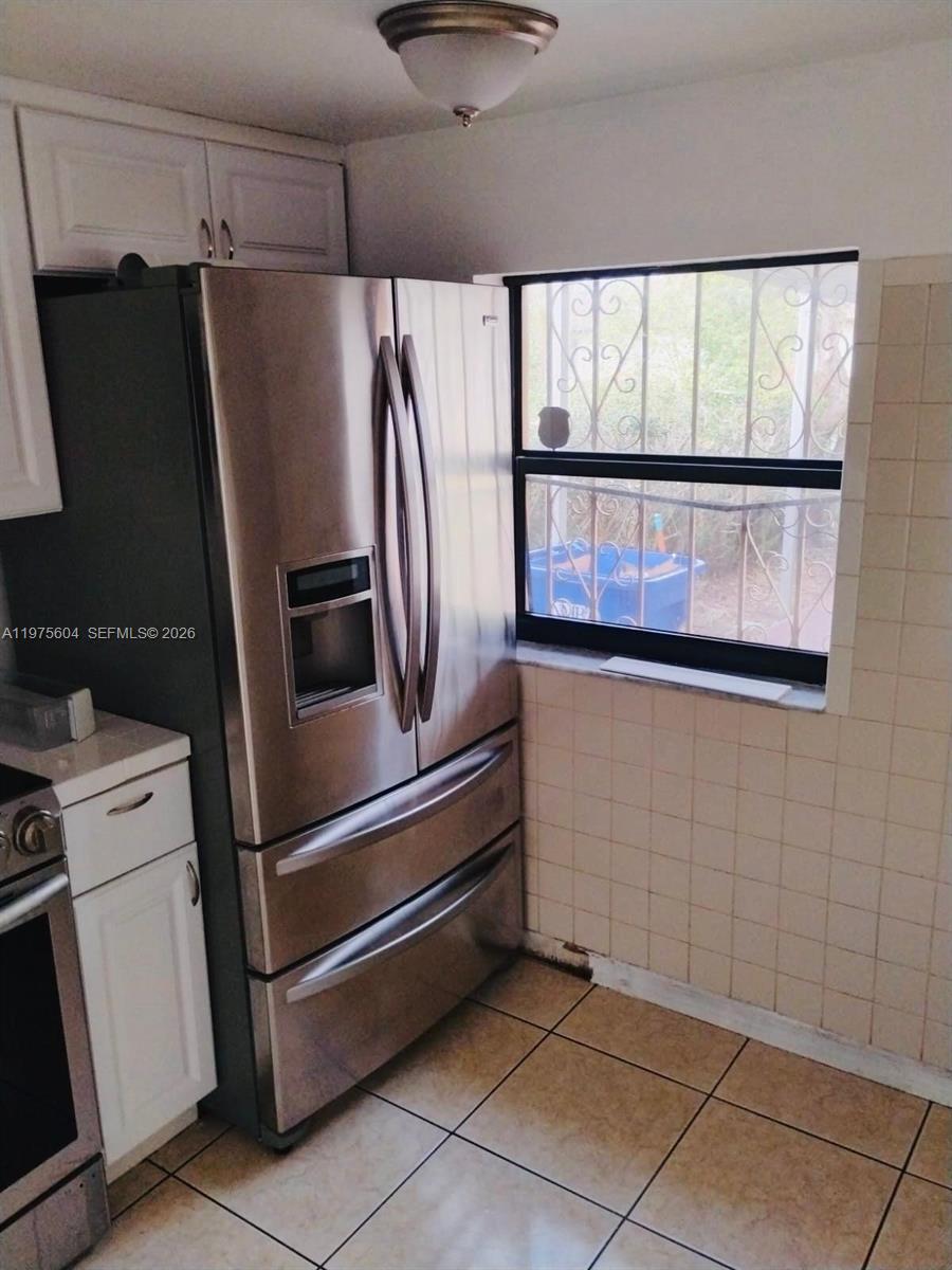 1590 NE 161st St North Miami Beach, FL 33162