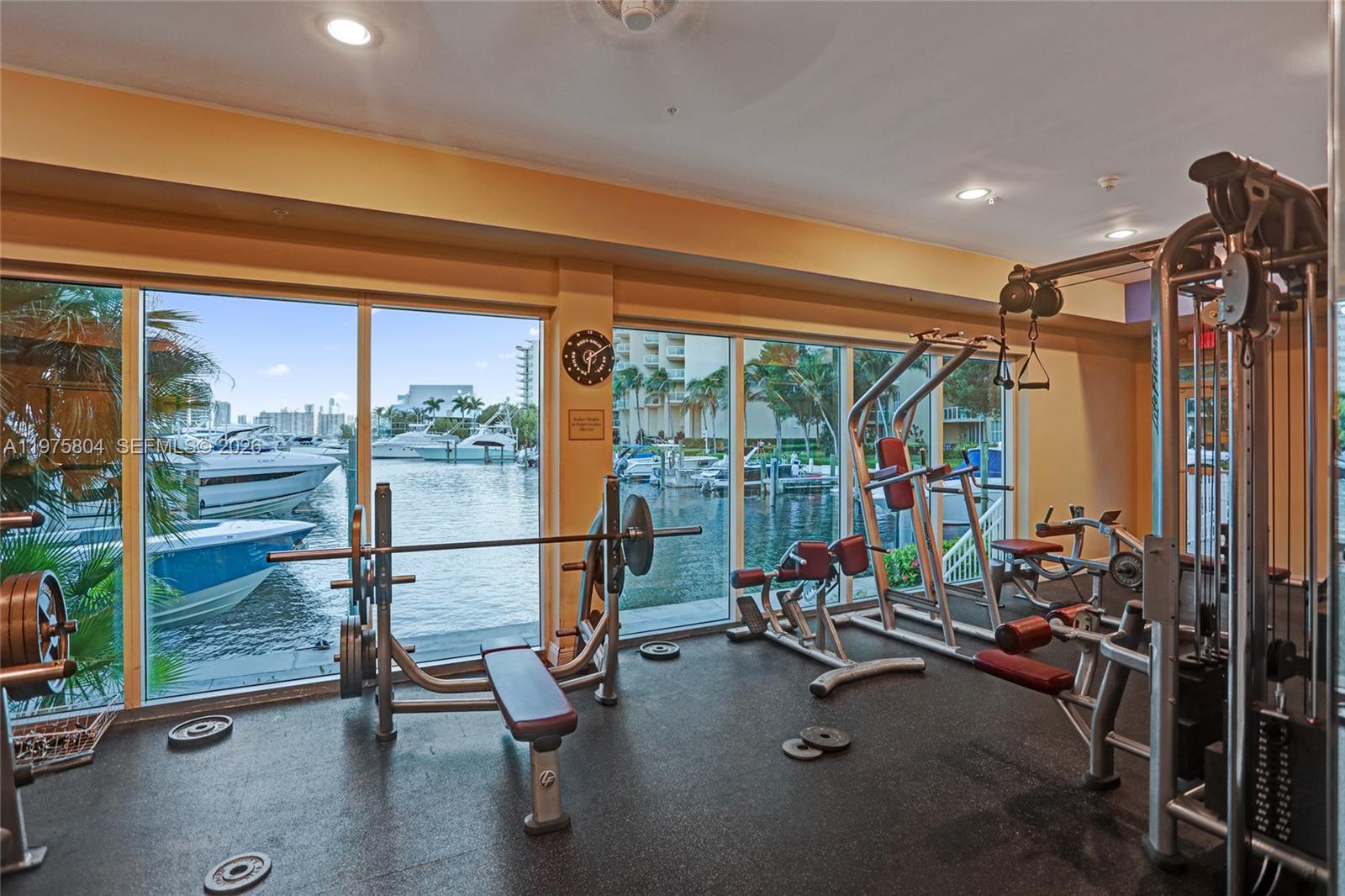 image Aventura Marina 225