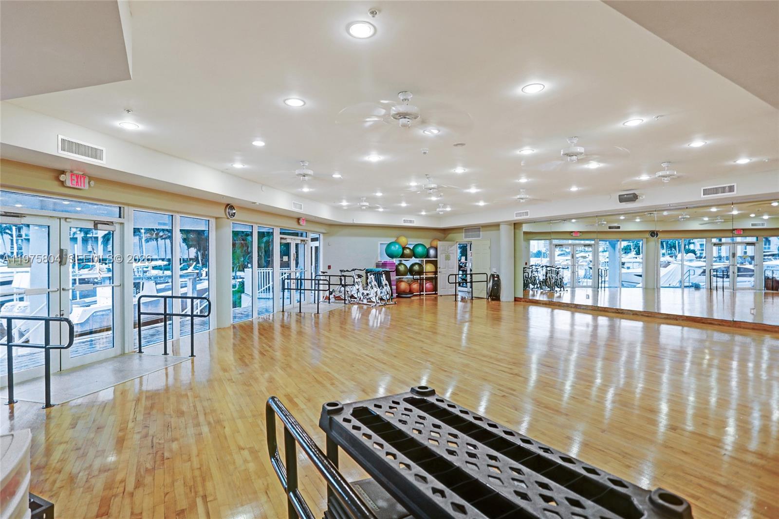 image Aventura Marina 226