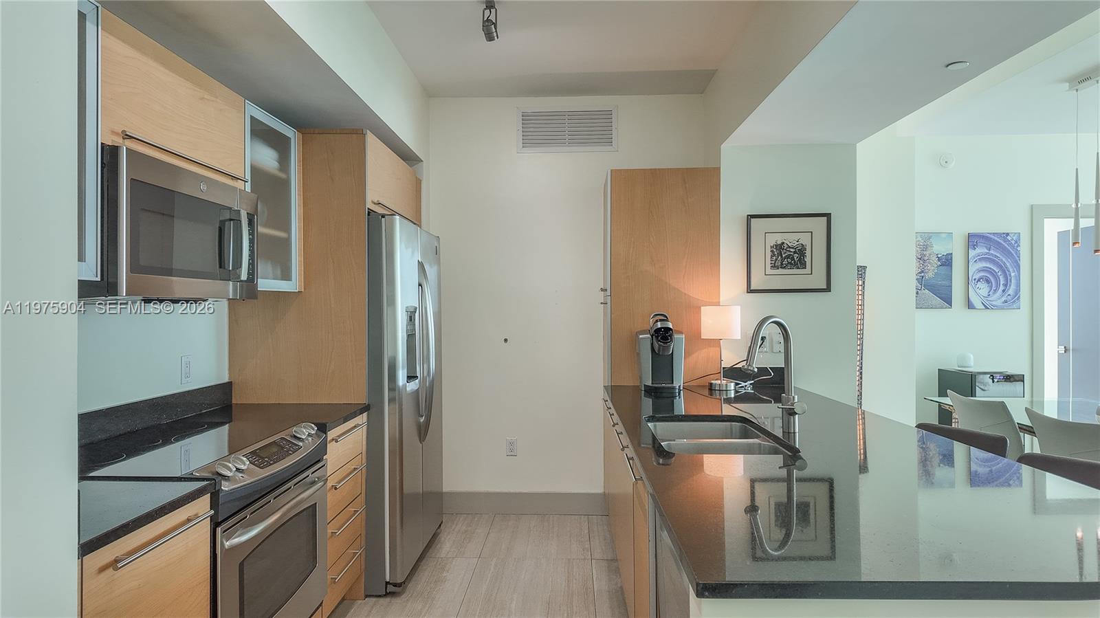 image The Plaza on Brickell West5