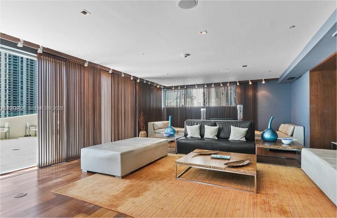 image One Miami West49