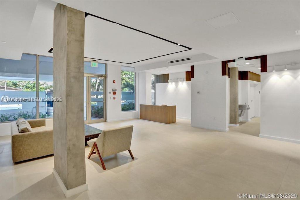 13800 Highland Dr #403 North Miami Beach, FL 33181