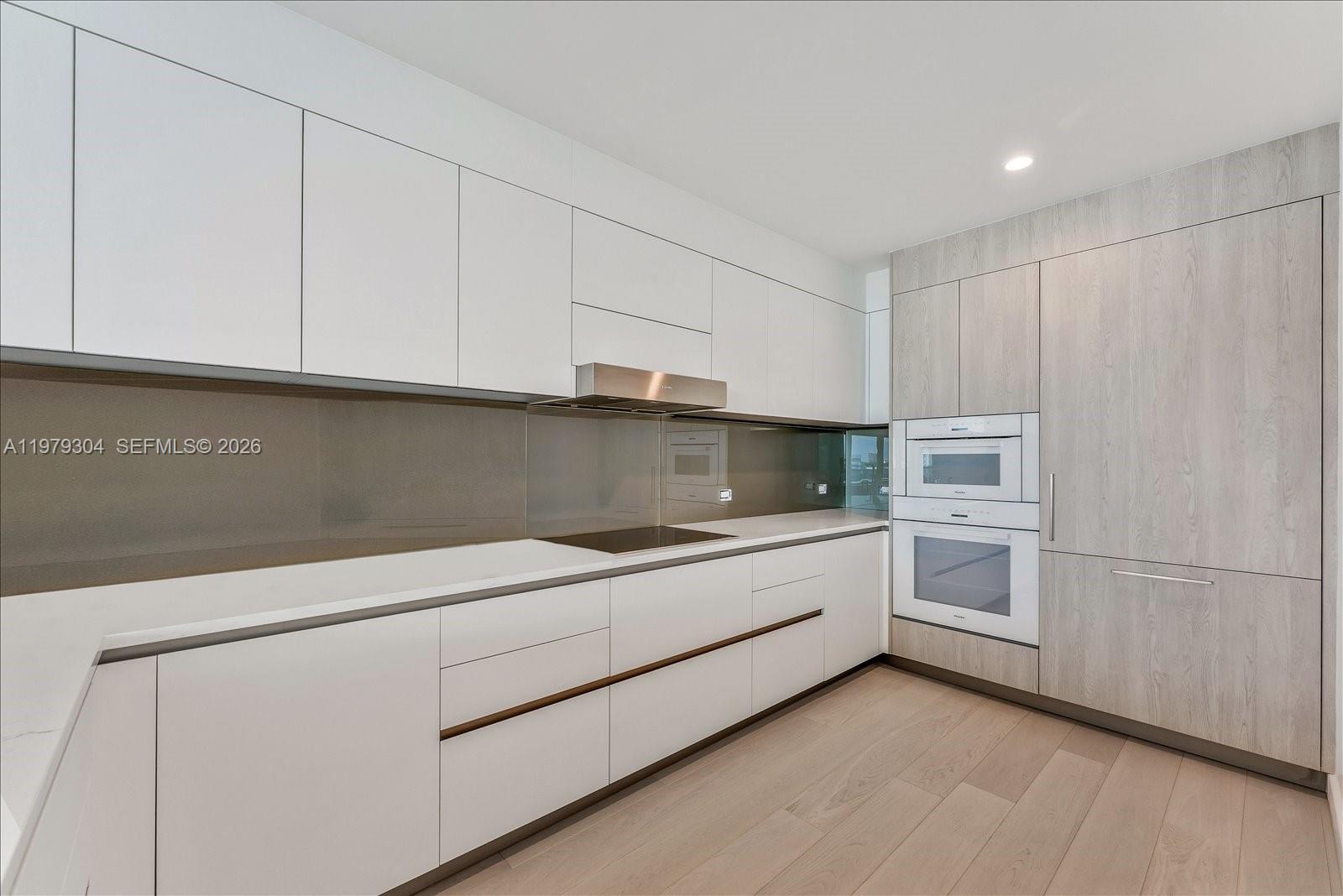 9201 E Bay Hbr Dr #710 Bay Harbor Islands, FL 33154