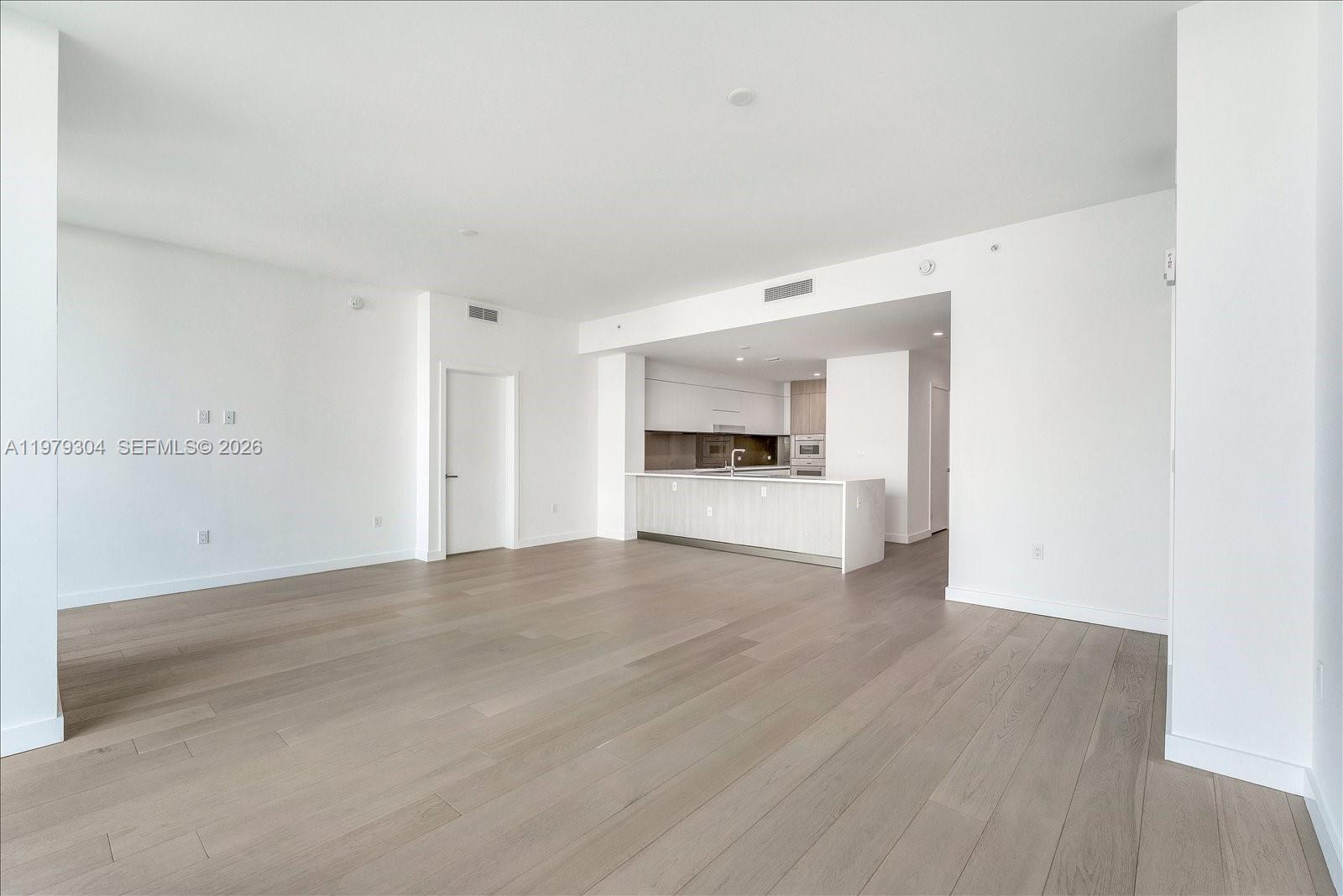 9201 E Bay Hbr Dr #710 Bay Harbor Islands, FL 33154