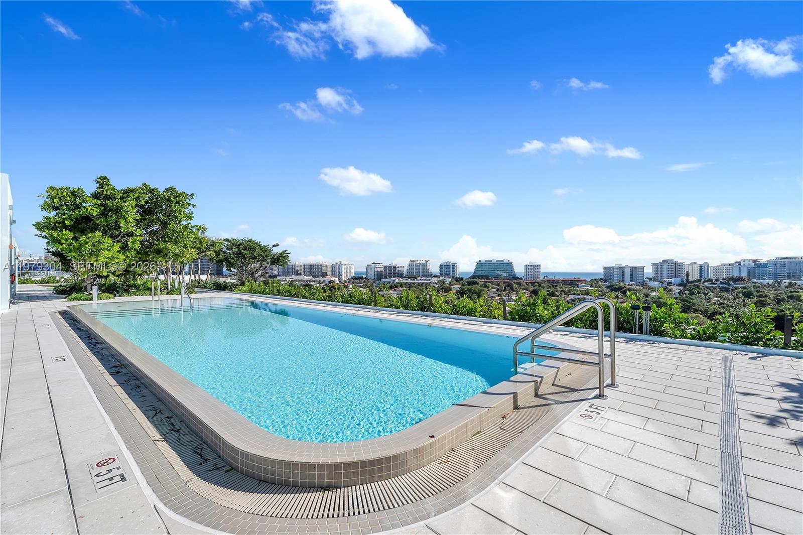 9201 E Bay Hbr Dr #710 Bay Harbor Islands, FL 33154