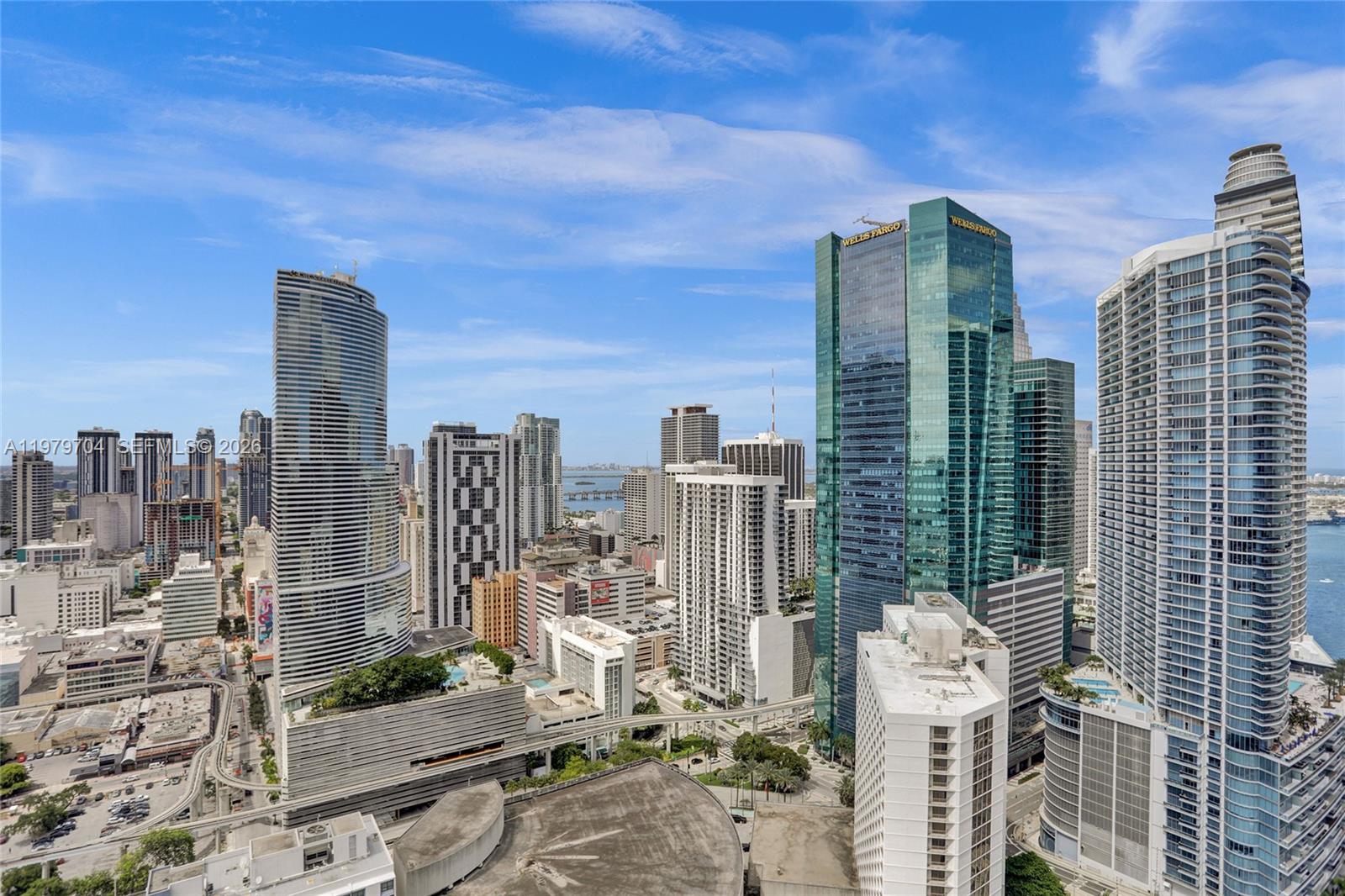 31 SE 5th St #4112 Miami, FL 33131