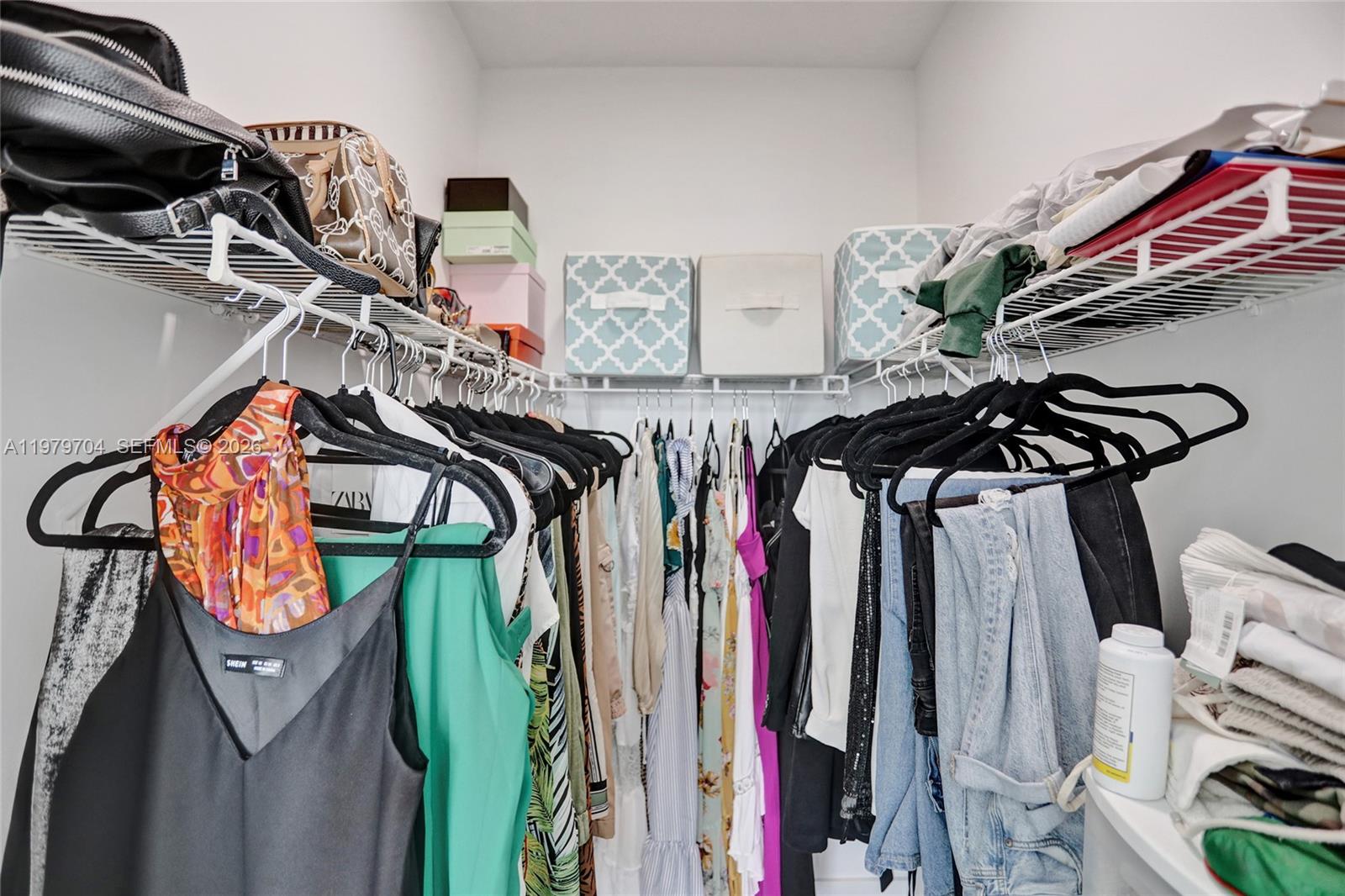 31 SE 5th St #4112 Miami, FL 33131