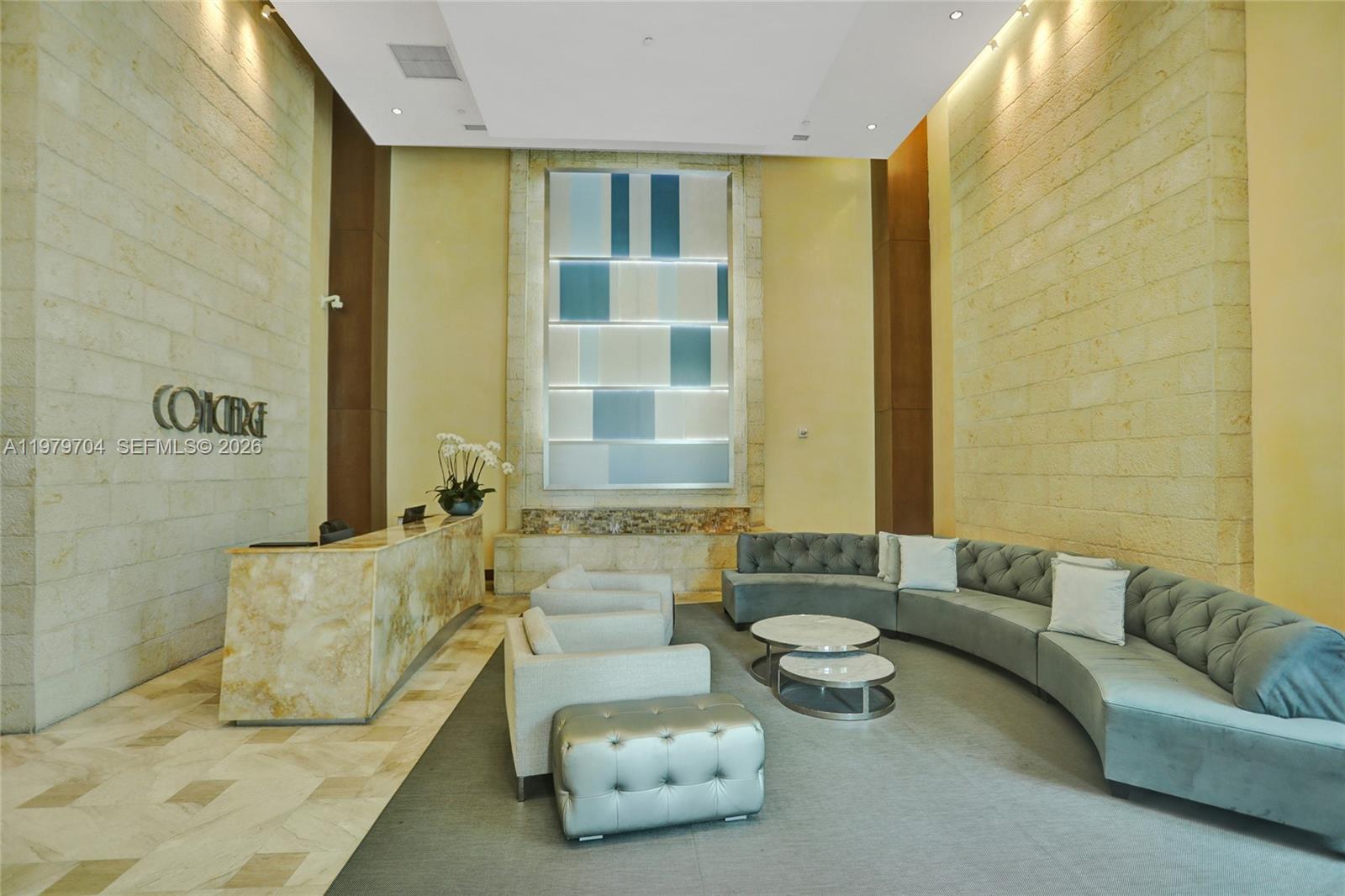 31 SE 5th St #4112 Miami, FL 33131