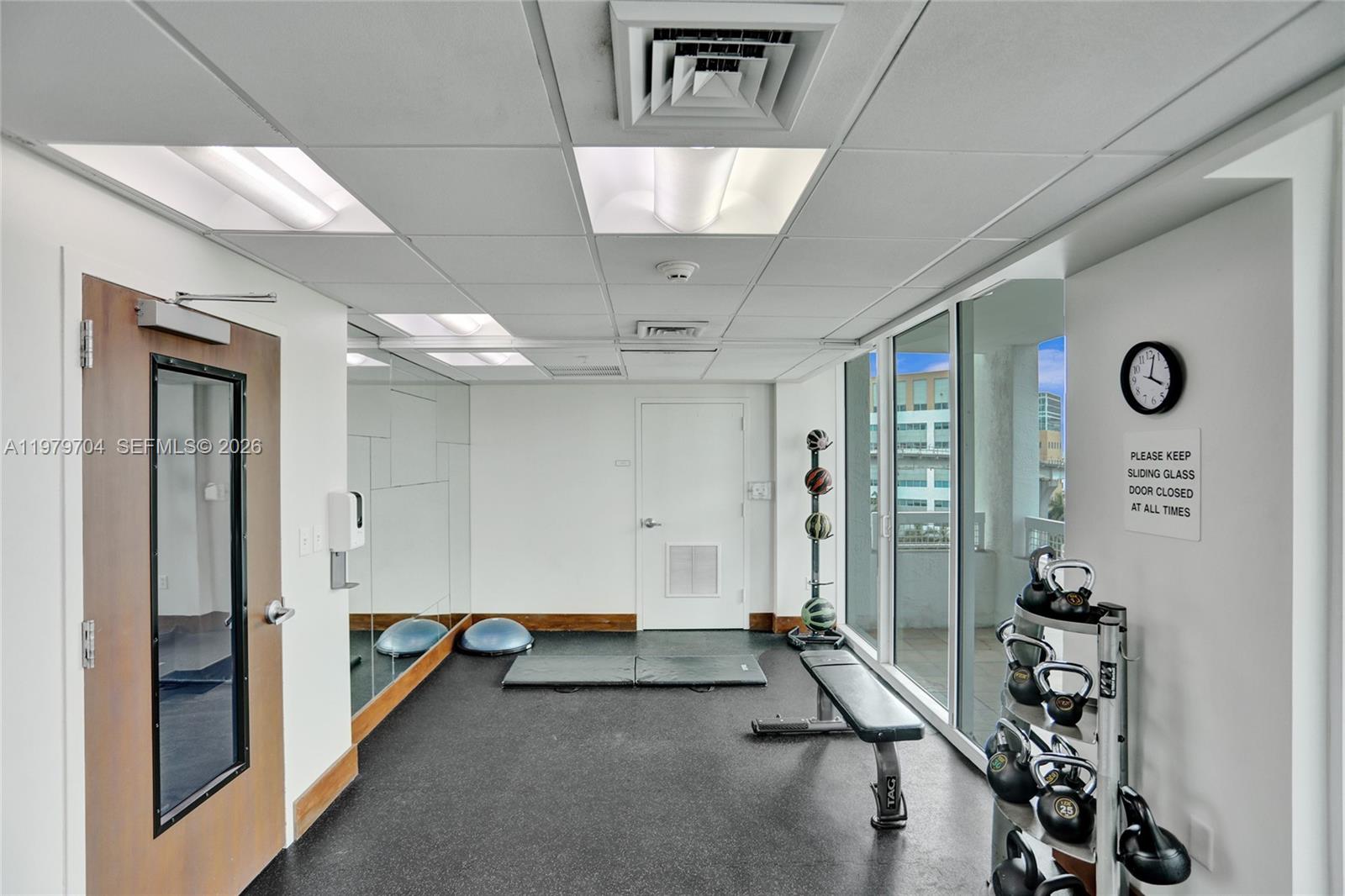 31 SE 5th St #4112 Miami, FL 33131