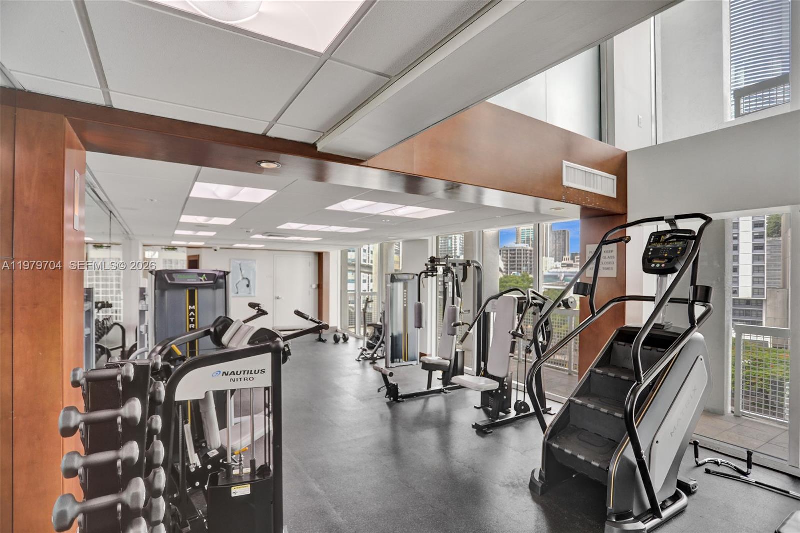 31 SE 5th St #4112 Miami, FL 33131