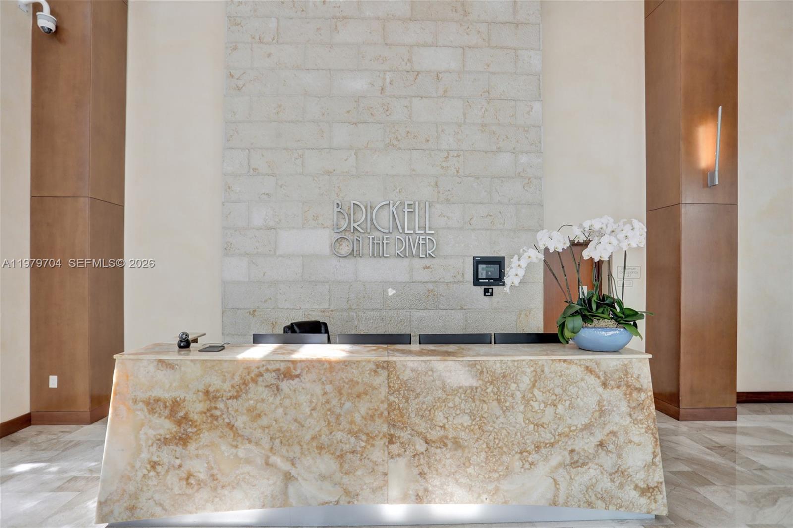 31 SE 5th St #4112 Miami, FL 33131