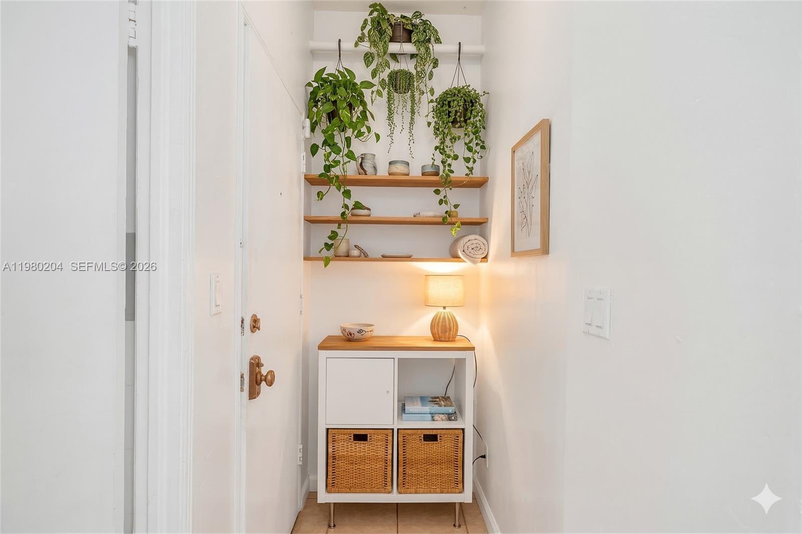 255 W 24th St #107 Miami Beach, FL 33140