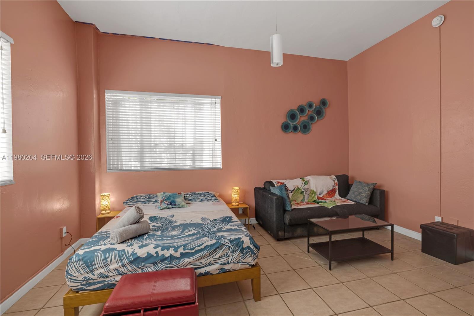 255 W 24th St #107 Miami Beach, FL 33140