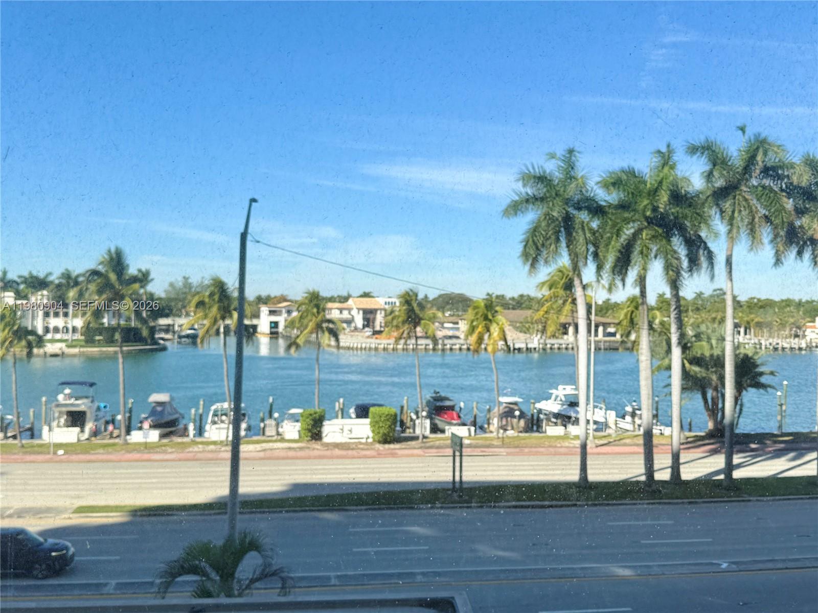 5005 Collins Ave #304 Miami Beach, FL 33140