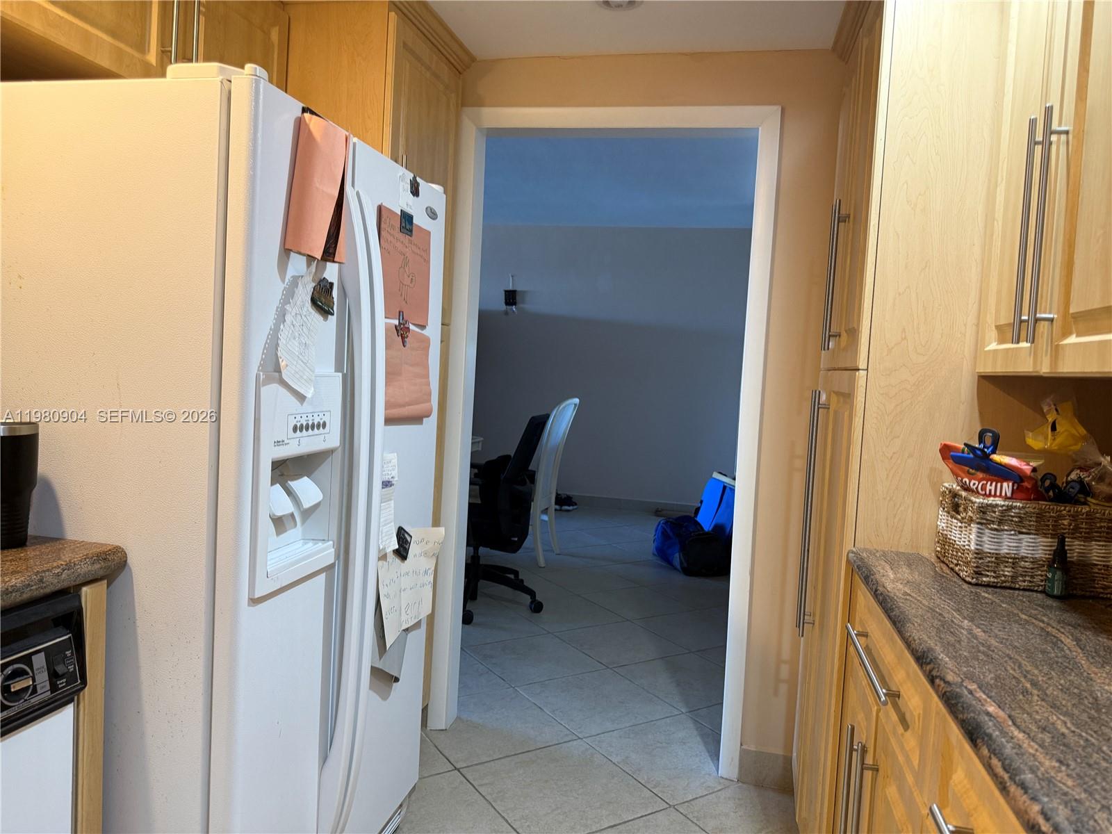 5005 Collins Ave #304 Miami Beach, FL 33140