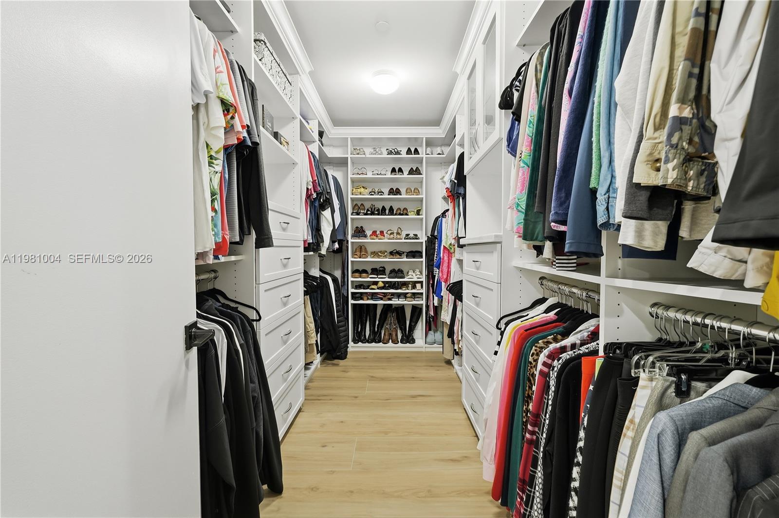 606 NE 14th Ave Fort Lauderdale, FL 33304