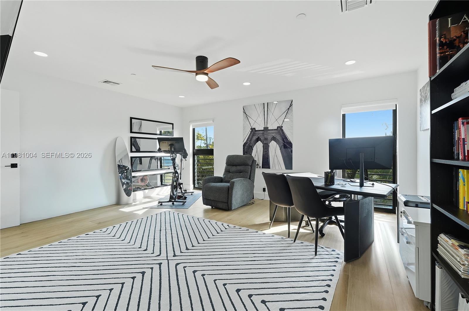 606 NE 14th Ave Fort Lauderdale, FL 33304