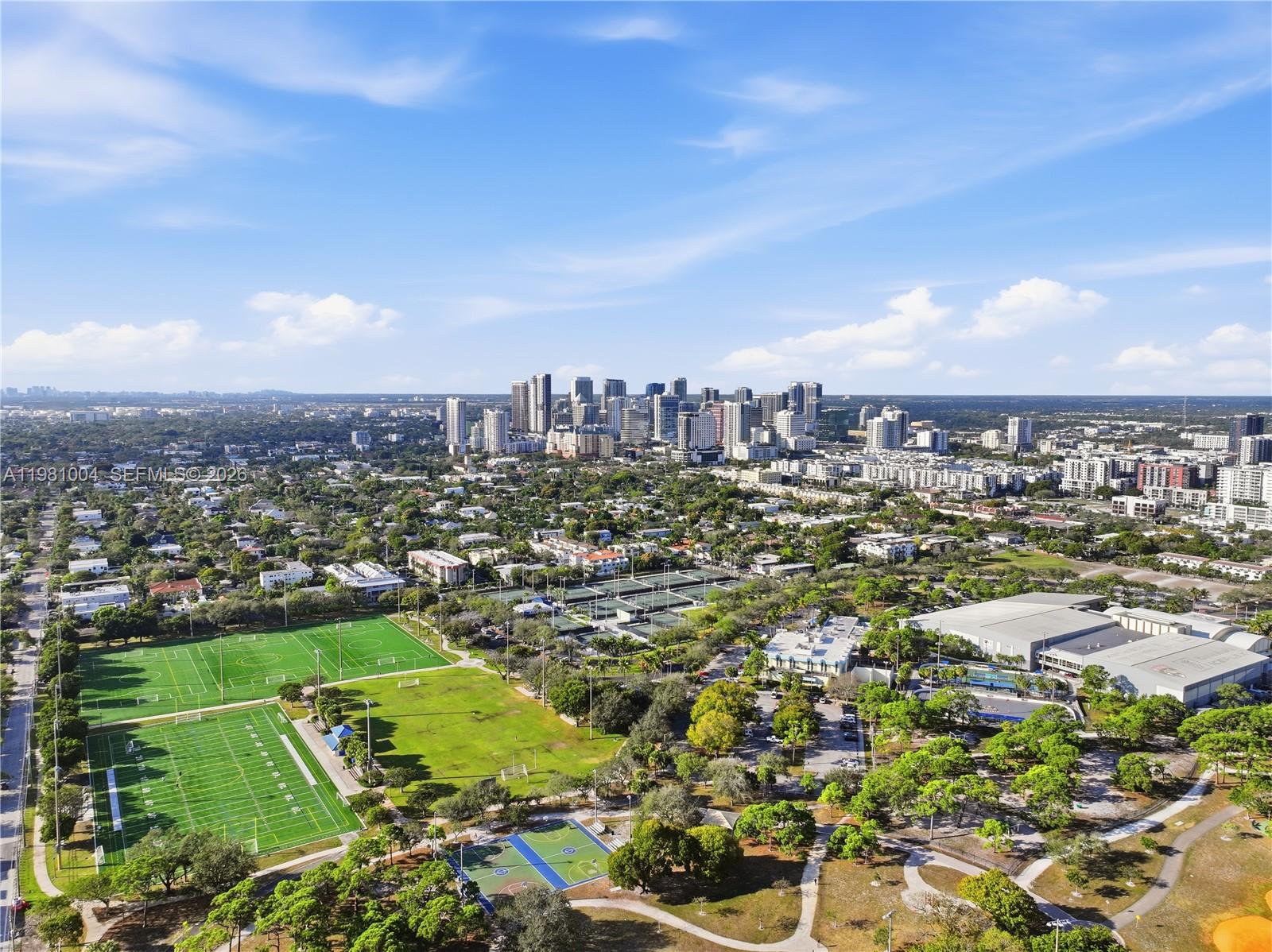 606 NE 14th Ave Fort Lauderdale, FL 33304