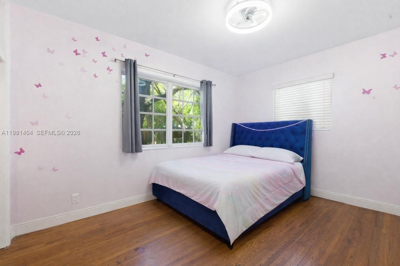 7870 SW 98th St Miami, FL 33156