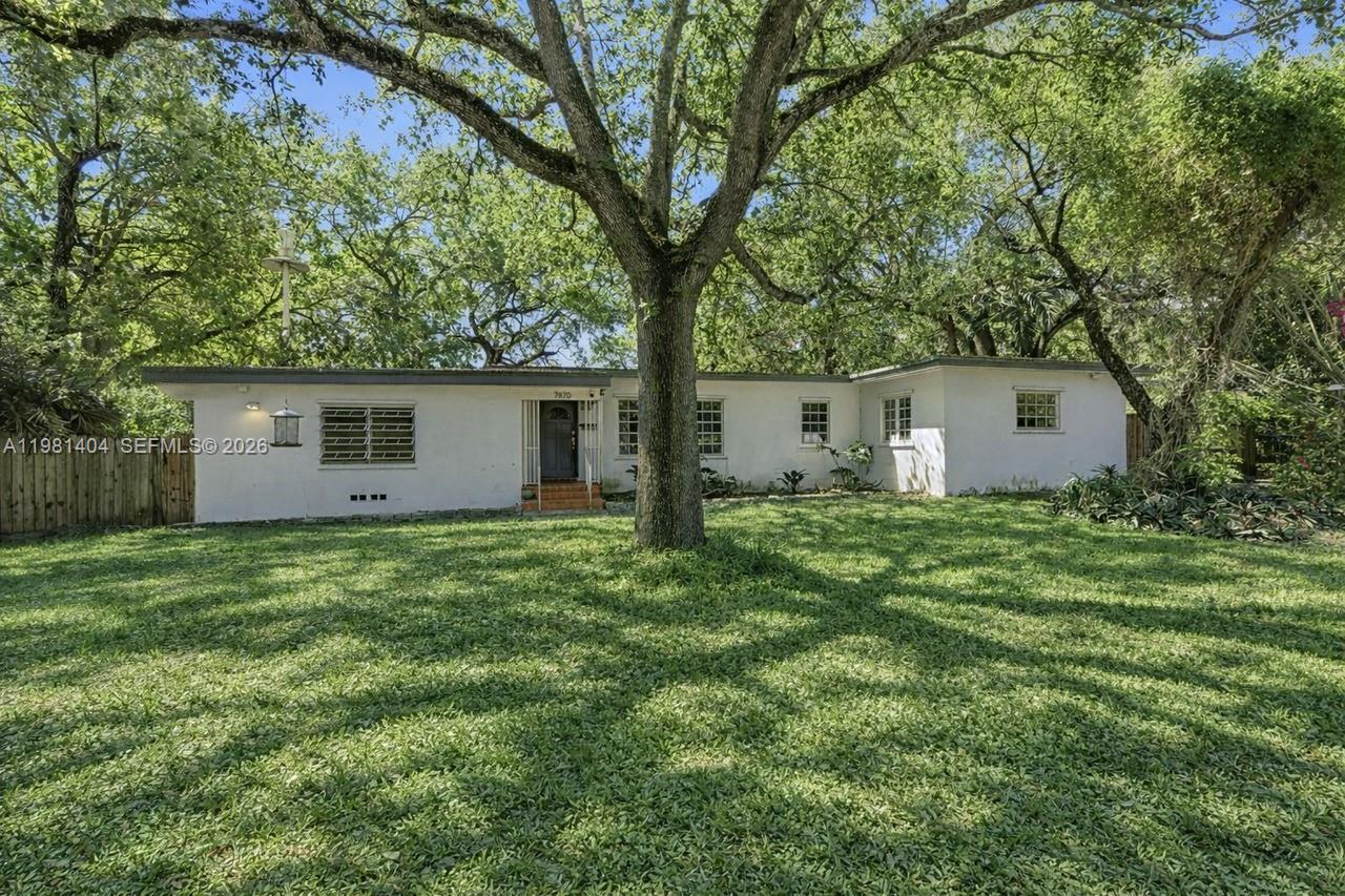 7870 SW 98th St Miami, FL 33156