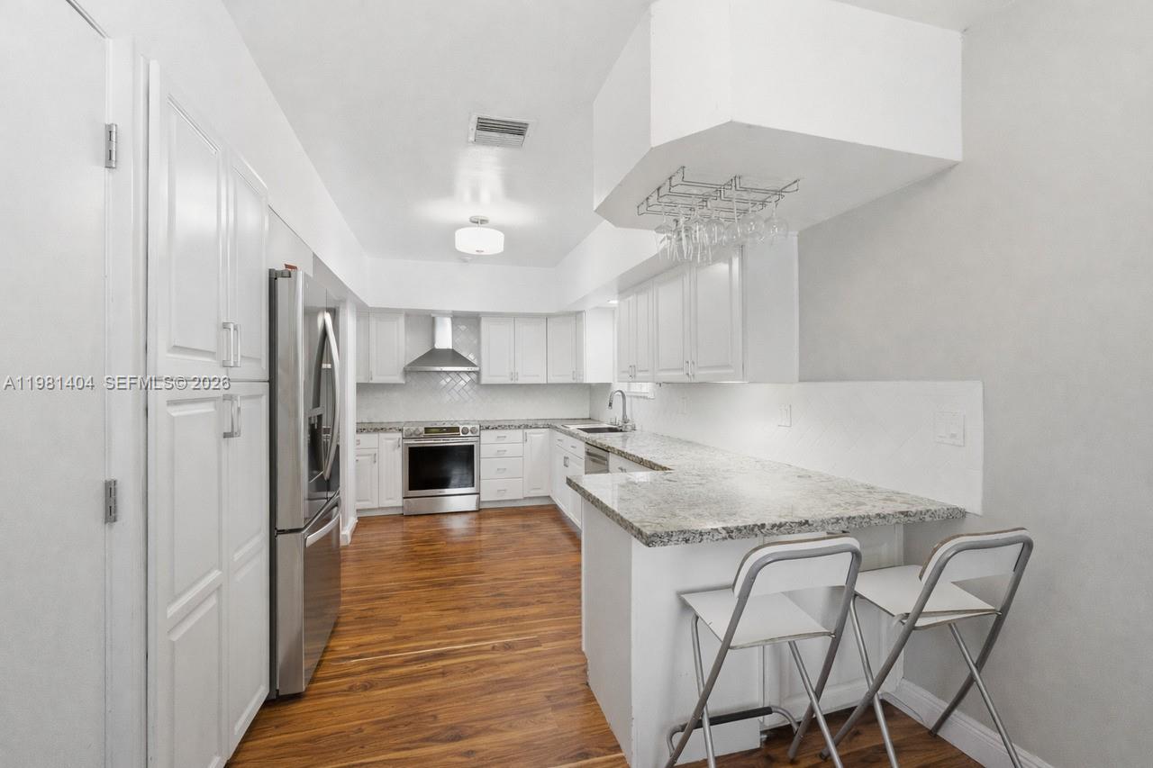 7870 SW 98th St Miami, FL 33156