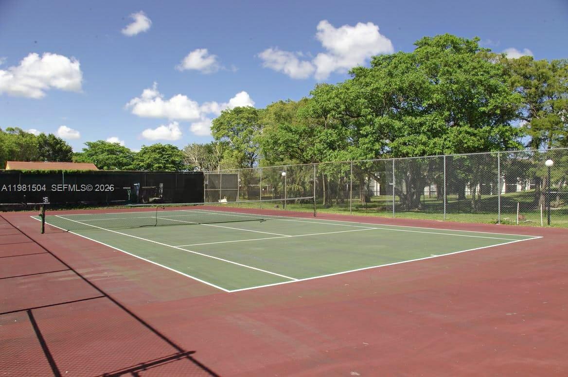 7911 N Colony Cir N #202 Tamarac, FL 33321